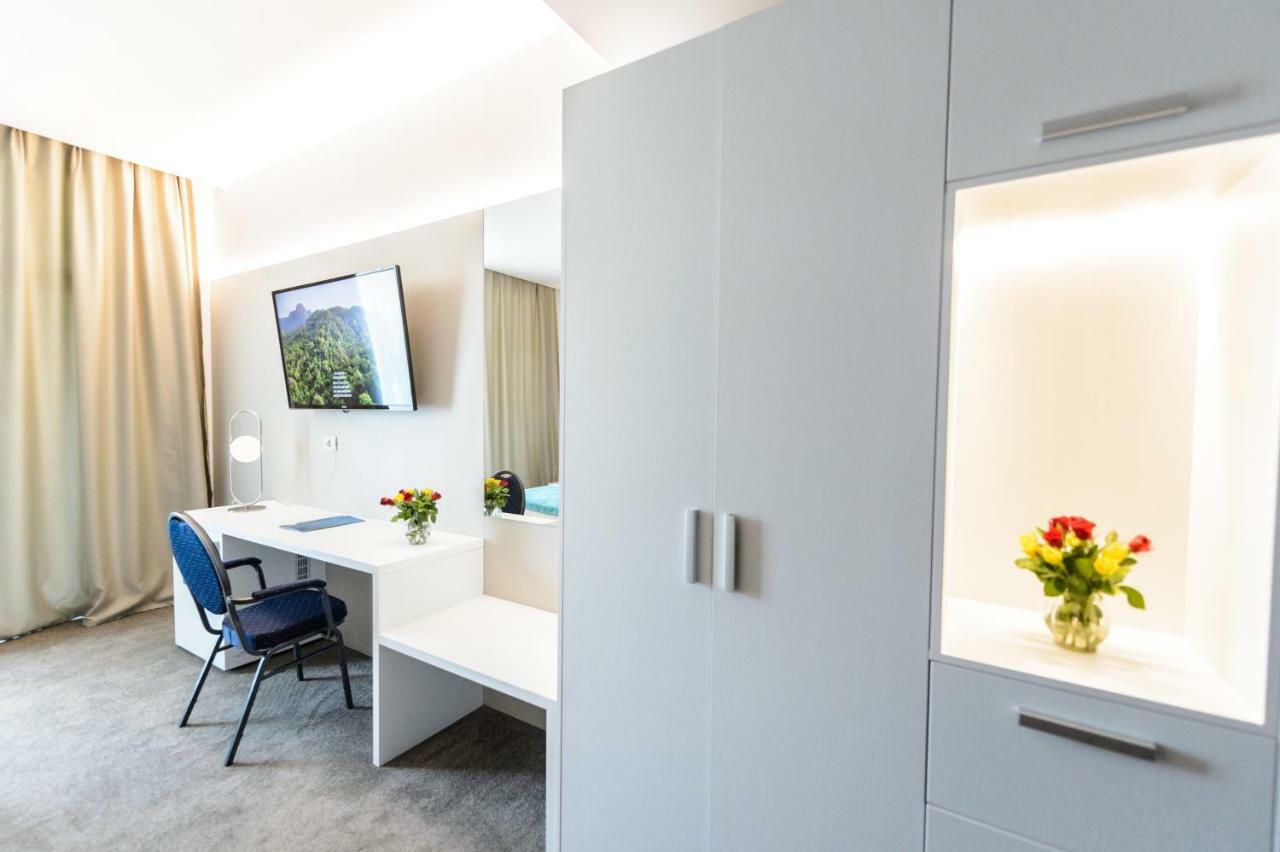 Mirage Medspa Hotel إيفوري نورد المظهر الخارجي الصورة