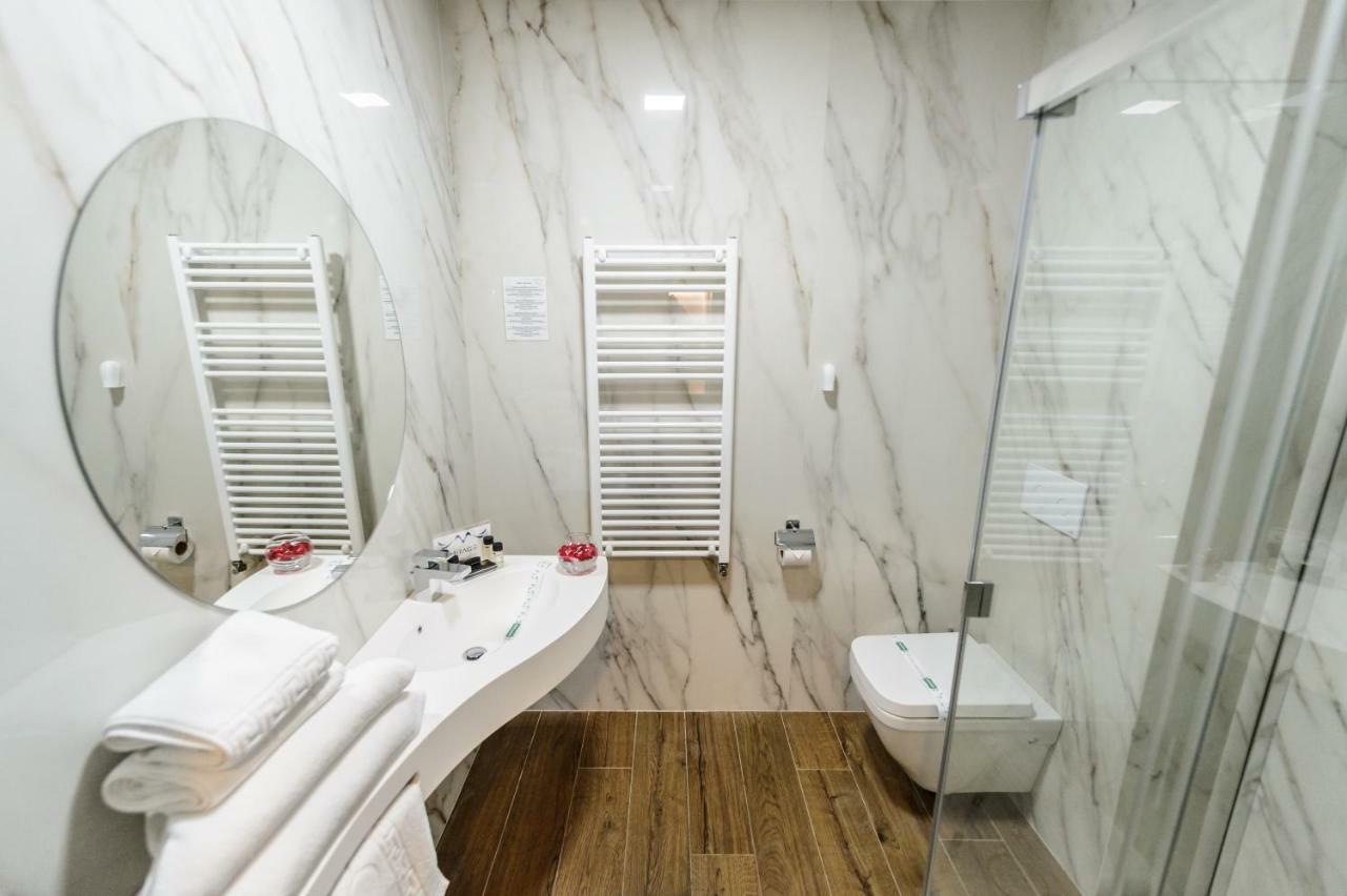 Mirage Medspa Hotel إيفوري نورد المظهر الخارجي الصورة